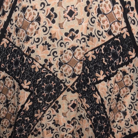 BCBGeneration Scarf Wrap - Picture 5 of 8